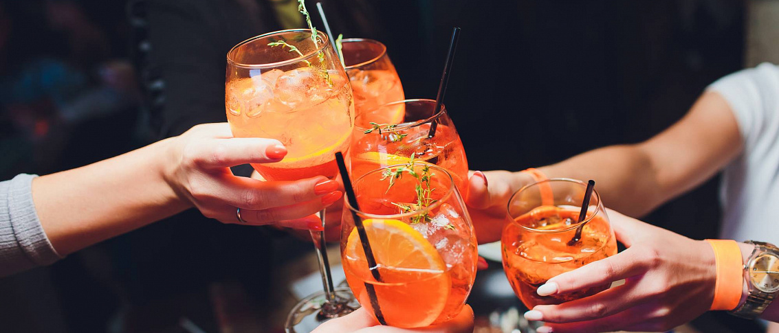 Aperol и Cinzano To Spritz за 1699 руб!